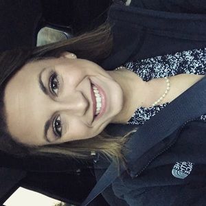 Meet your Posher, Alisha